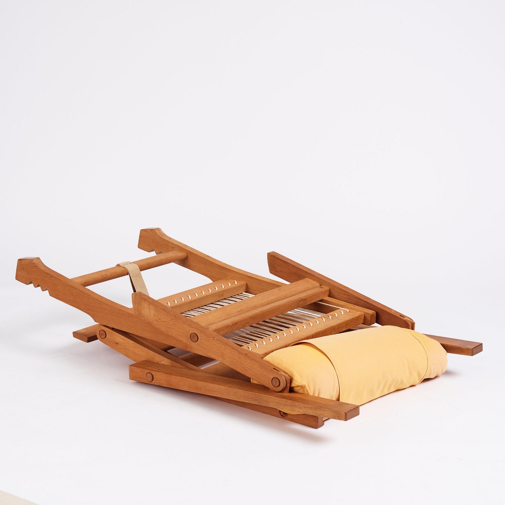 Hans J. Wegner, Folding armchair, model "AP-72", Anders Pedersen AP Stolen Denmark 1960s.