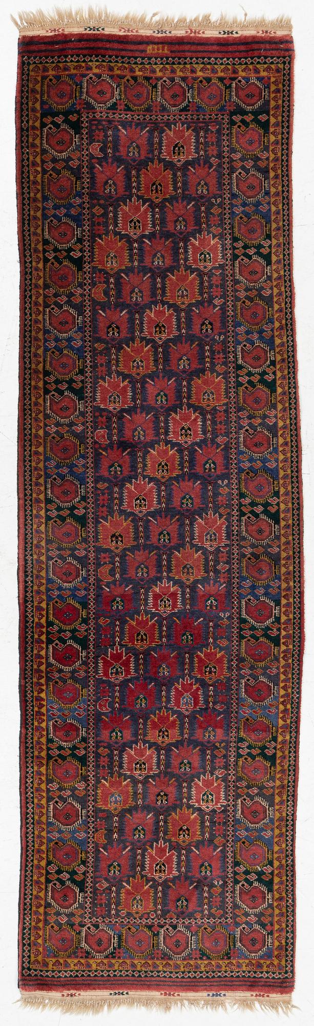 A runner carpet, Beshir, approx. 287 x 84 cm.