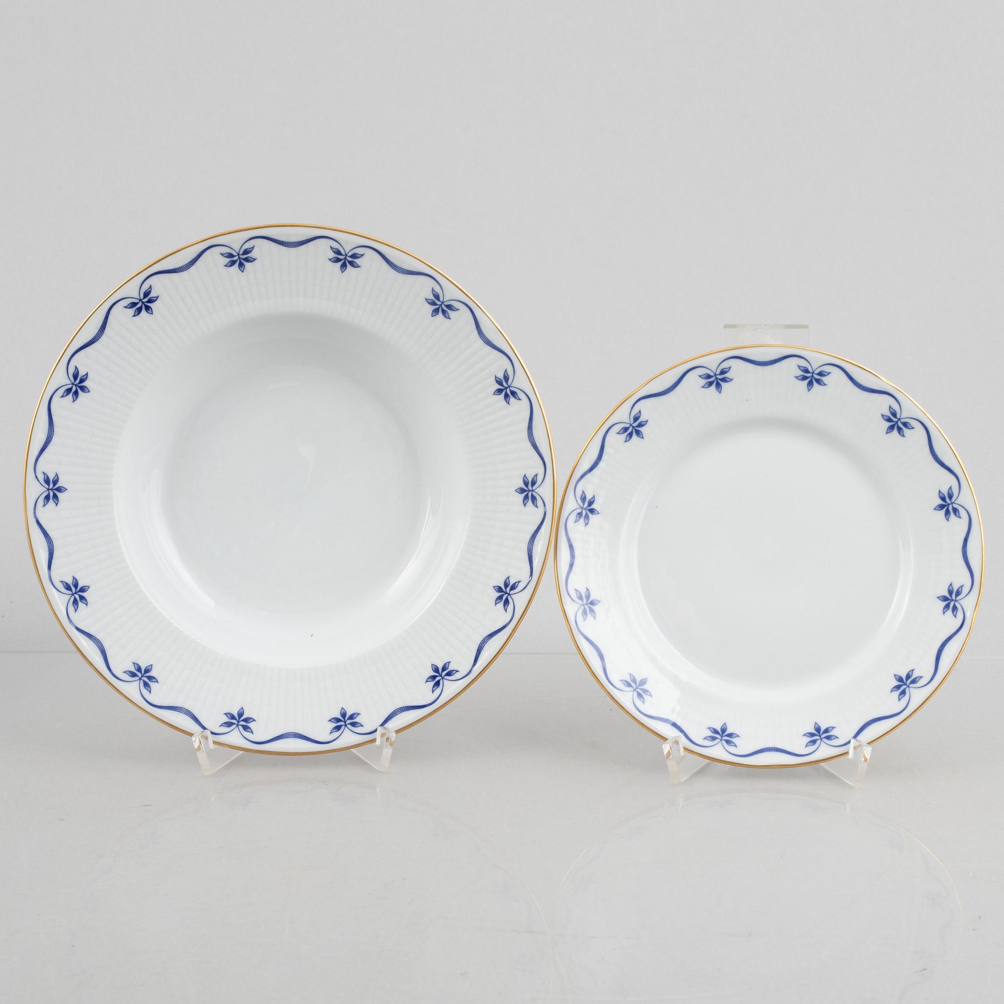 Pia Rönndahl, a 51-piece 'Mårbacka' porcelain service, Rörstrand.