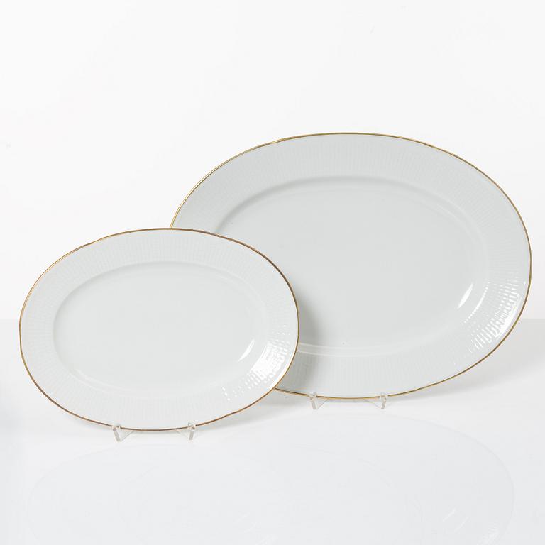 Louise Adelborg, dinner service, 76 pcs, porcelain, "Swedish Grace/Gracil", Rörstrand/Lidköping. First half/mid 20th century.