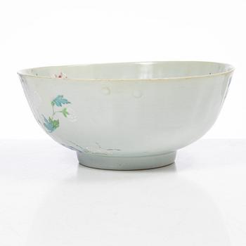 Skål samt tallrikar, ett par, porslin, Kina, Yongcheng (1723-35).