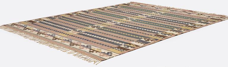 Märta Måås-Fjetterström, matta, "Herrumsmattan", rölakan, 329 x 258 cm, signerad MMF.