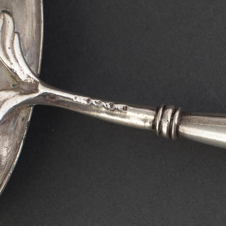a pair of Soup ladles,  silver, 19th century.