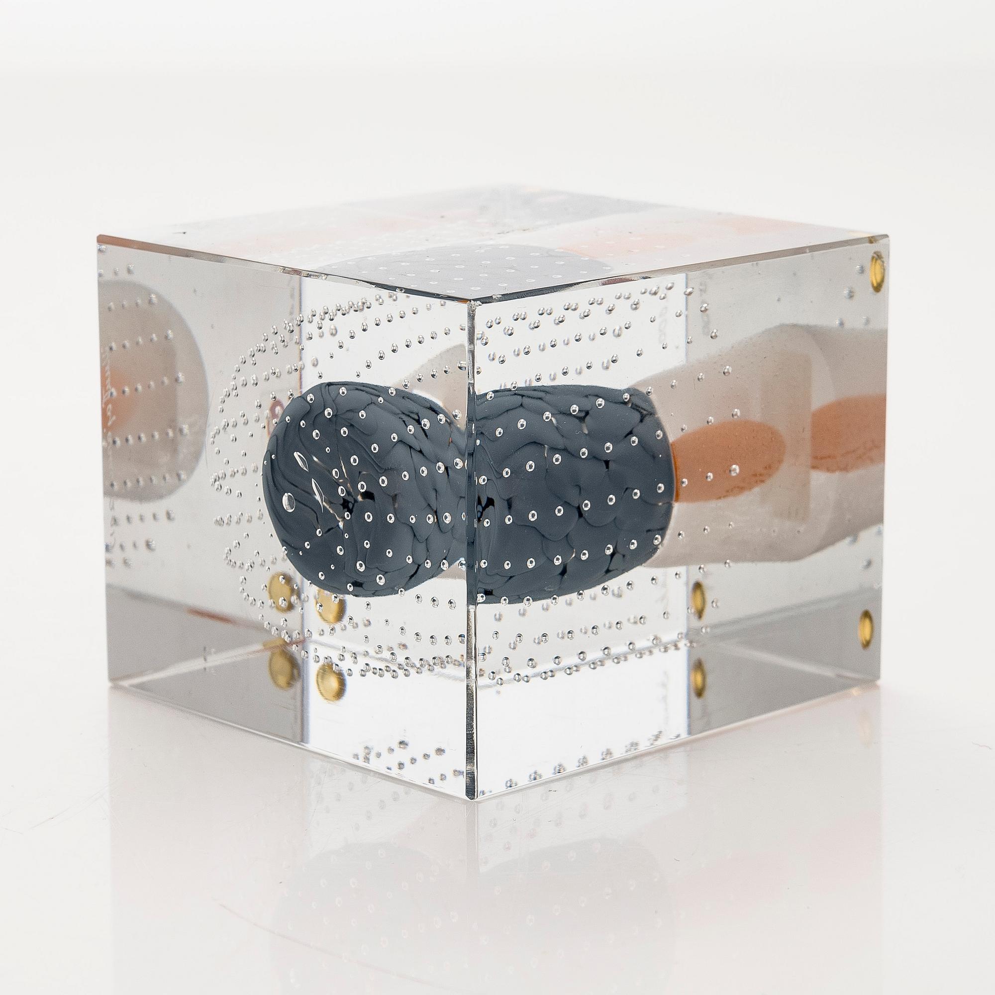 Oiva Toikka, vuosikuutio, signeerattu Oiva Toikka, 123/2000. Nuutajärvi 2013.