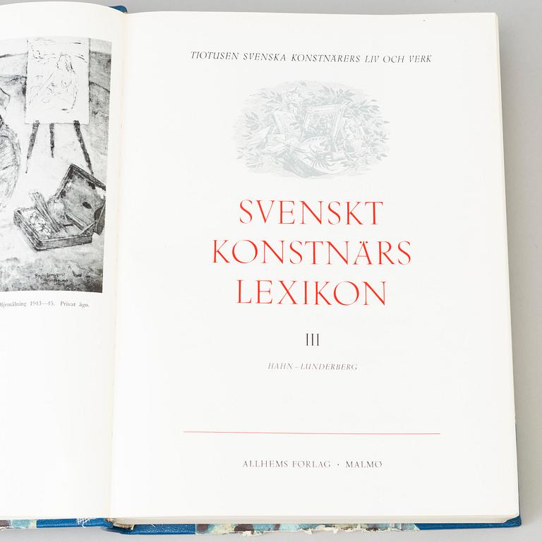 BÖCKER: Svenskt Konstnärslexikon, Allhems förlag, Malmö. Fem volymer.