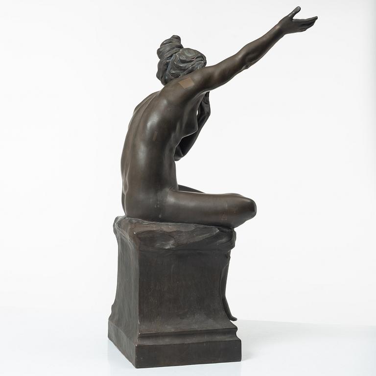 Alice Nordin, seated female figure.