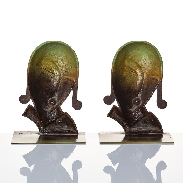 Carl-Einar Borgström, a pair of patinated bronze bookends, Ystad Brons, Sweden, first half of 20th century.