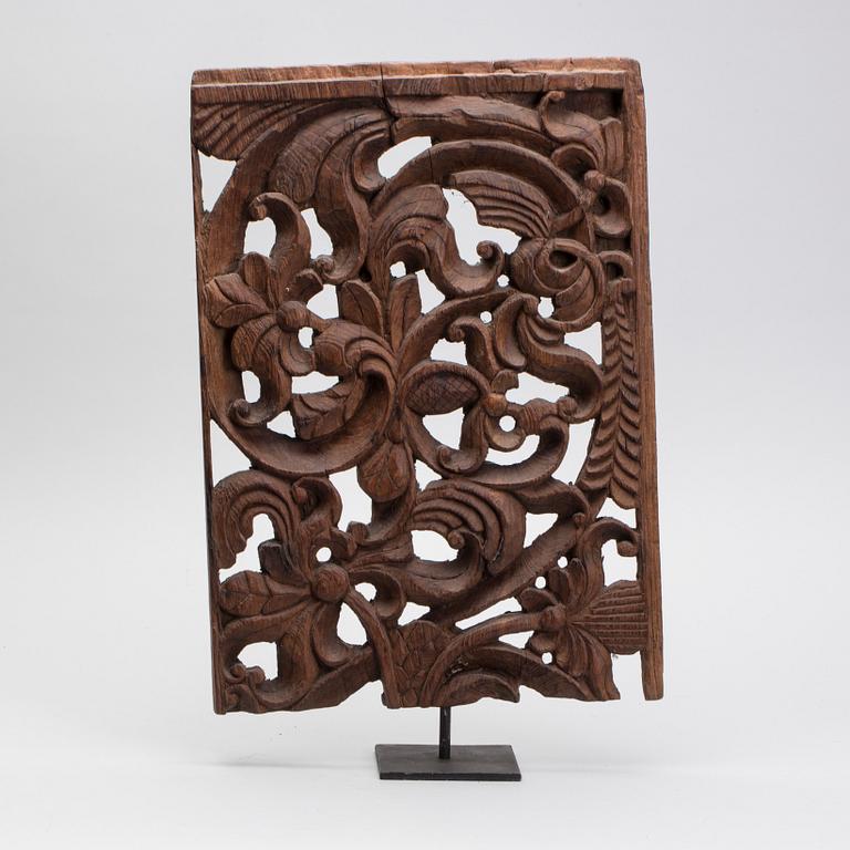 DEKORDEL, trä, orientalisk.