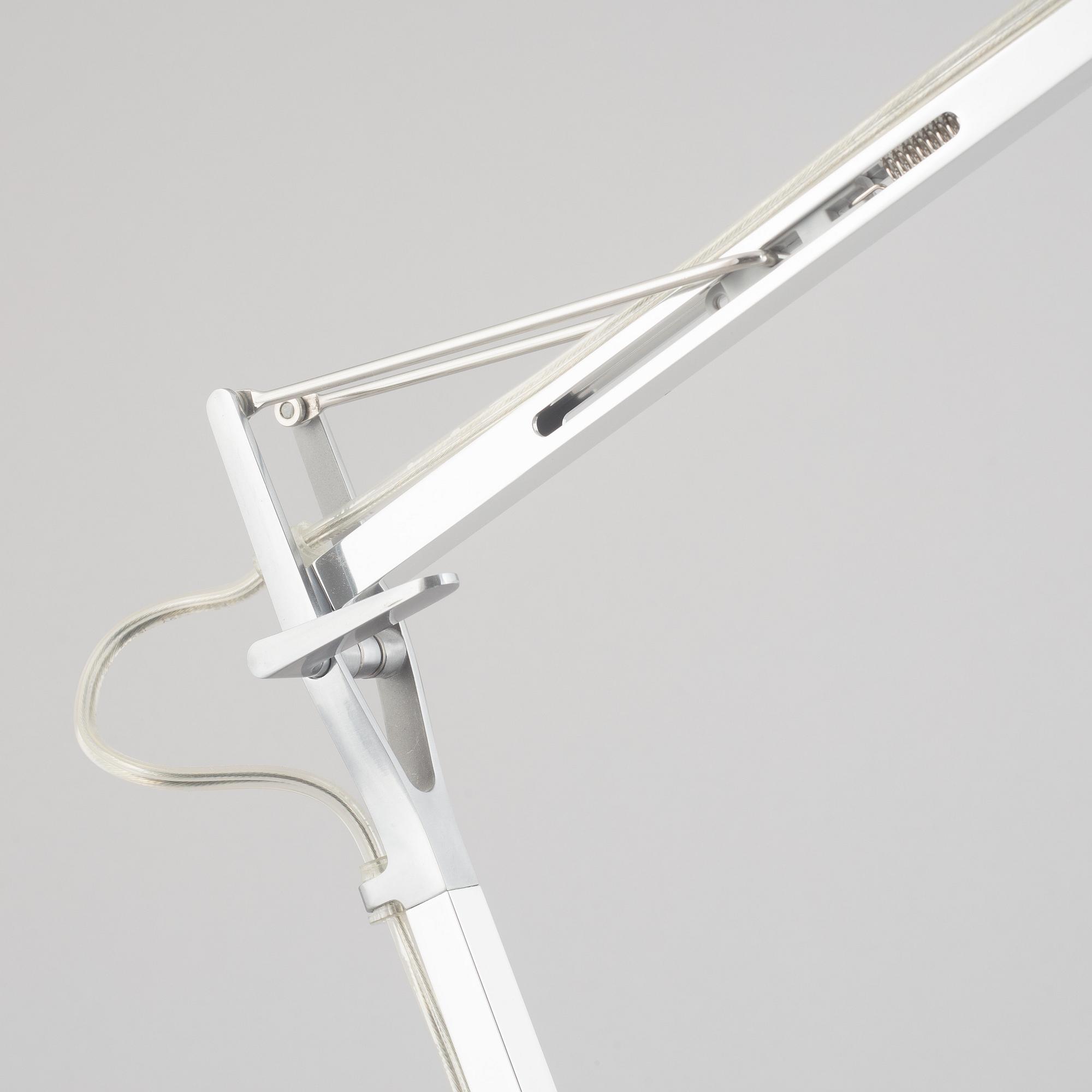 Antonio Citterio, a pair of Kelvin T LED, desk top lamps, Flos.