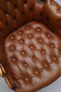 FÅTÖLJER, nyrokokostil, omkring 1900-talets mitt.