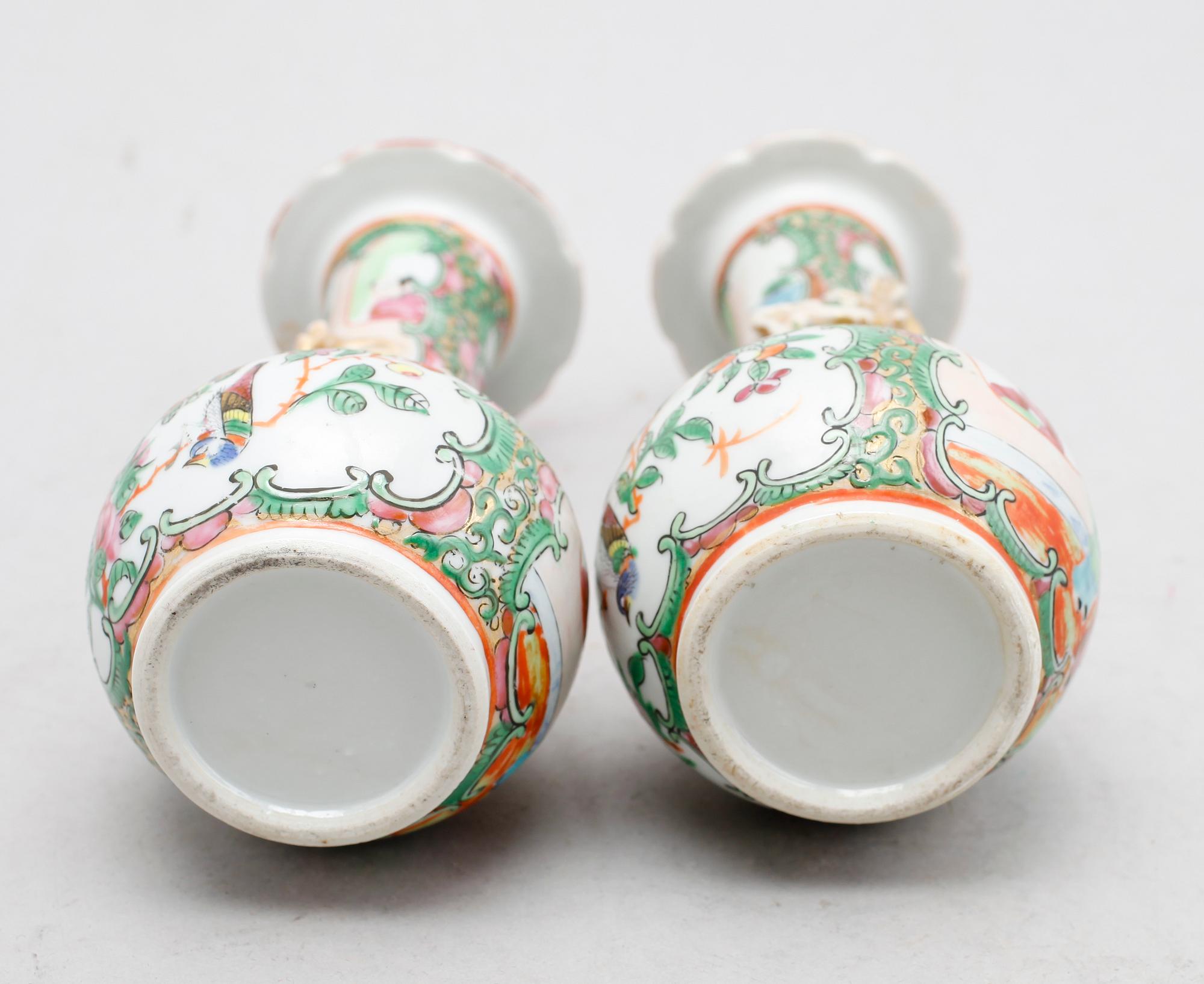 VASER, 1 par, porslin, Kina, Kanton, 1800-tal.