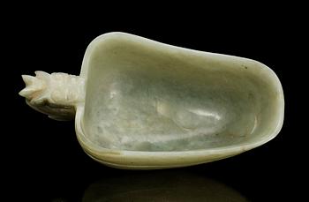 VINOFFERKÄRL, nefrit. Kina, trol sen Qing.