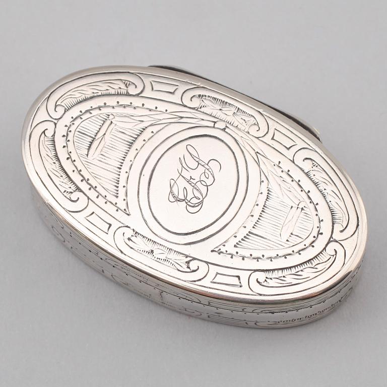 DOSA, silver, Carl Magnus Lundgren, Falköping 1791. Vikt ca 65 gram.