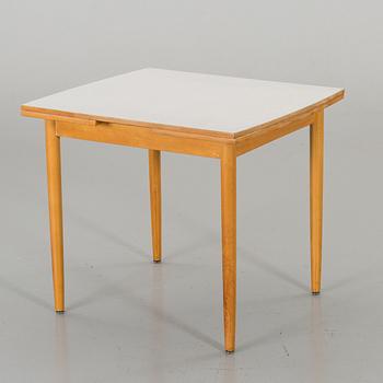 A SIGVARD BERNADOTTE TABLE.