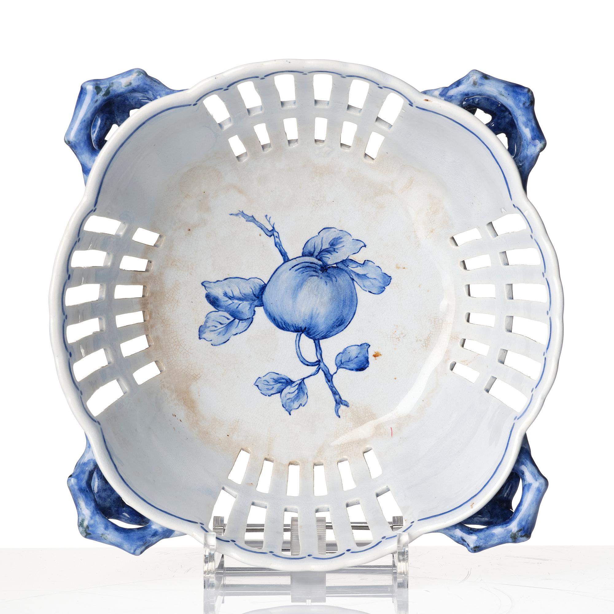 A Swedish latticed jugend flintware bowl and dish, Rörstrand, around 1900.