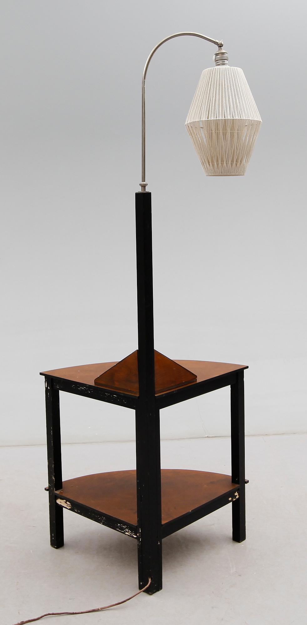 GOLVLAMPA, art déco, 1900-talets första hälft.