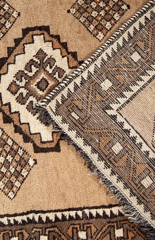 A rug, Gabbeh, ca 190 x 105 cm.
