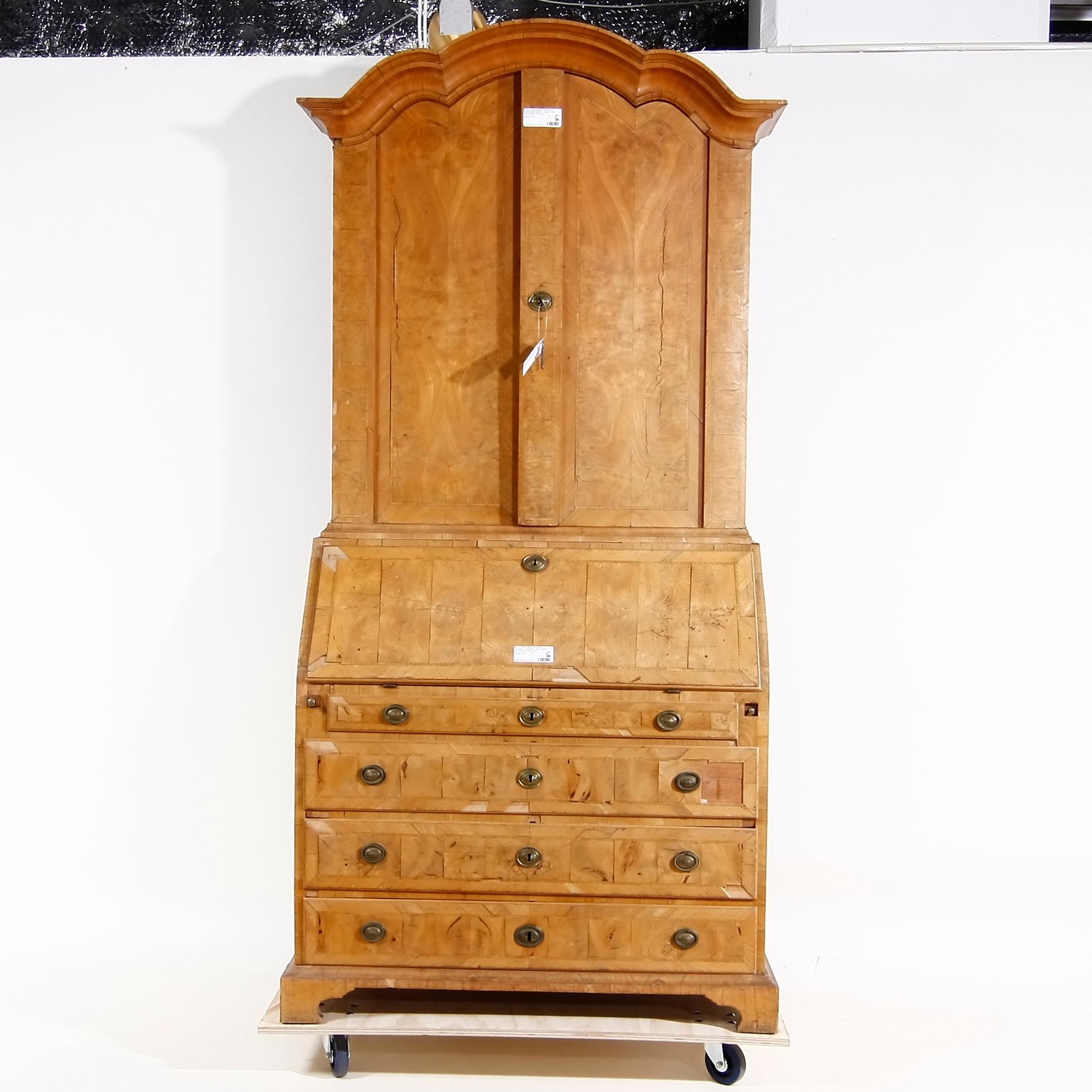 SKRIVSKÅP, rokoko, provinstillverkat, sent 1700-tal/tidigt 1800-tal.