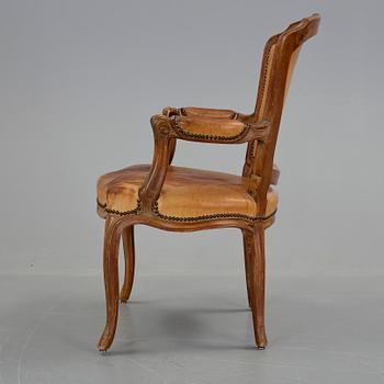 KARMSTOL, rokoko, troligen Frankrike, 1700-talets andra hälft.