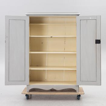 Cabinet, 19th century.