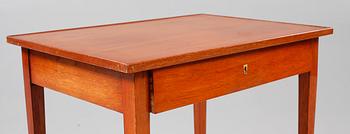 SIDOBORD, gustaviansk stil, 1900-talets början.