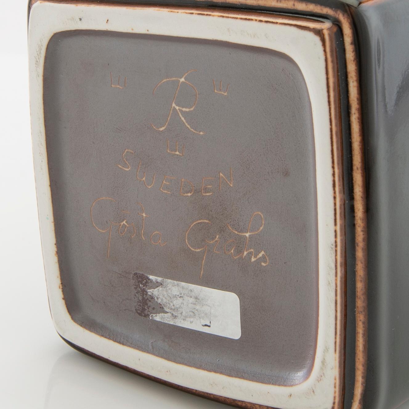 Gösta Grähs, a stoneware bottle, Rörstrand, Sweden.