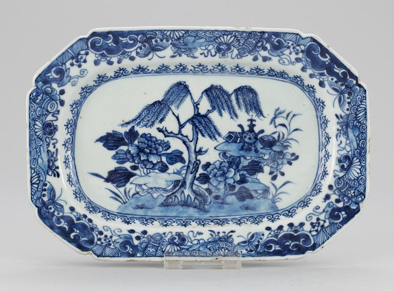 STEKFAT, kompaniporslin. Qing dynastin, Qianlong (1736-95).