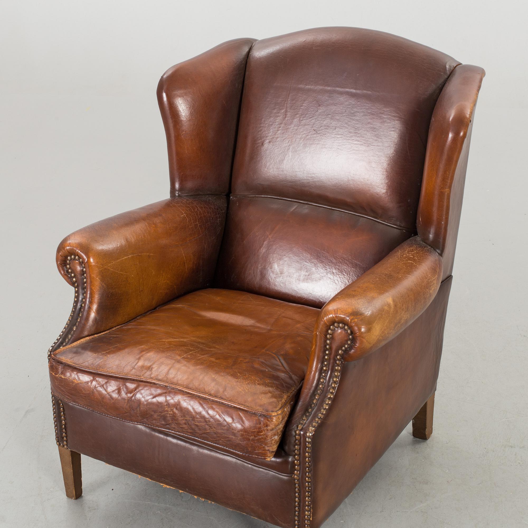 ÖRONLAPPSFÅTÖLJ, 1900-talets andra hälft.