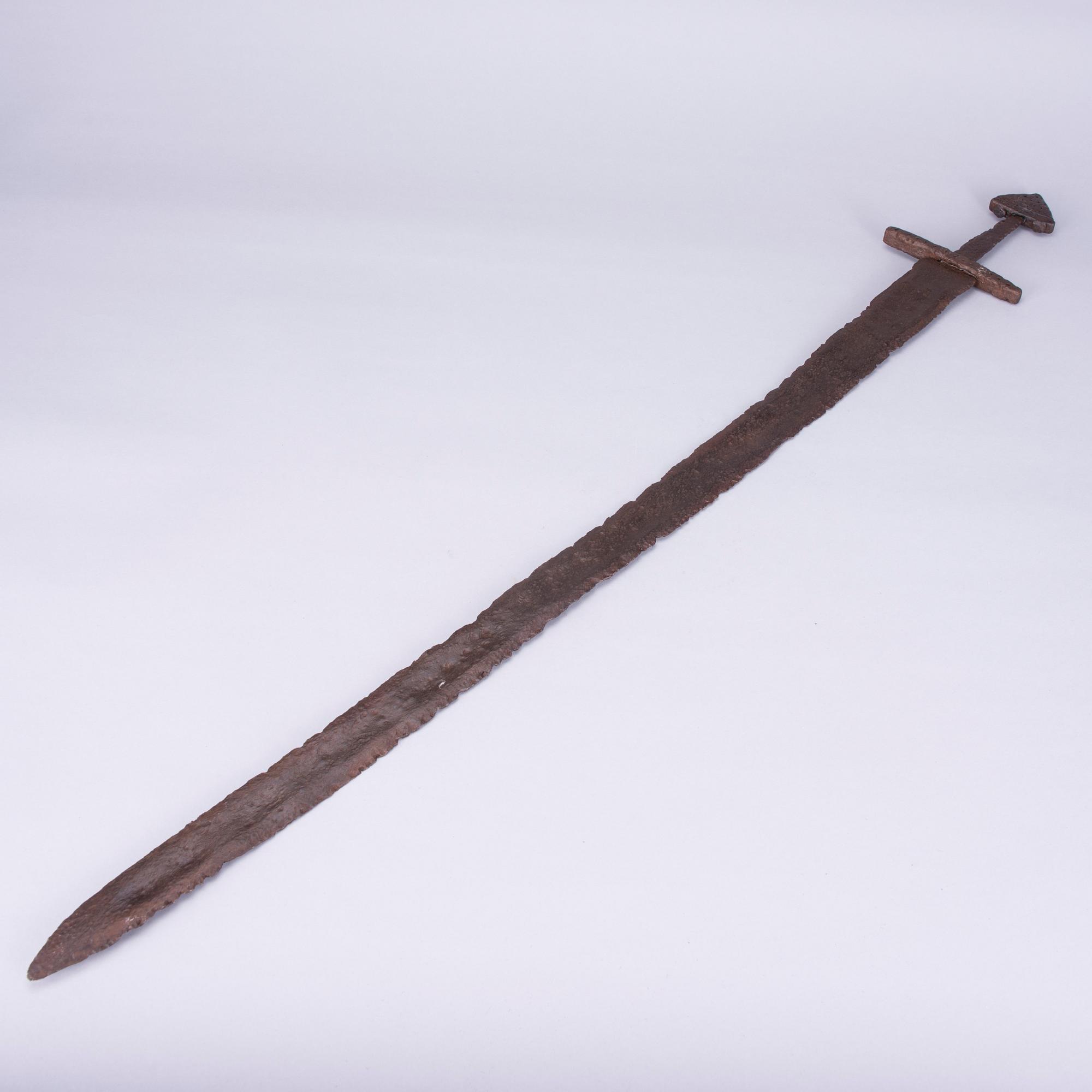 SVÄRD, medeltida typ, 1800-tal eller senare.