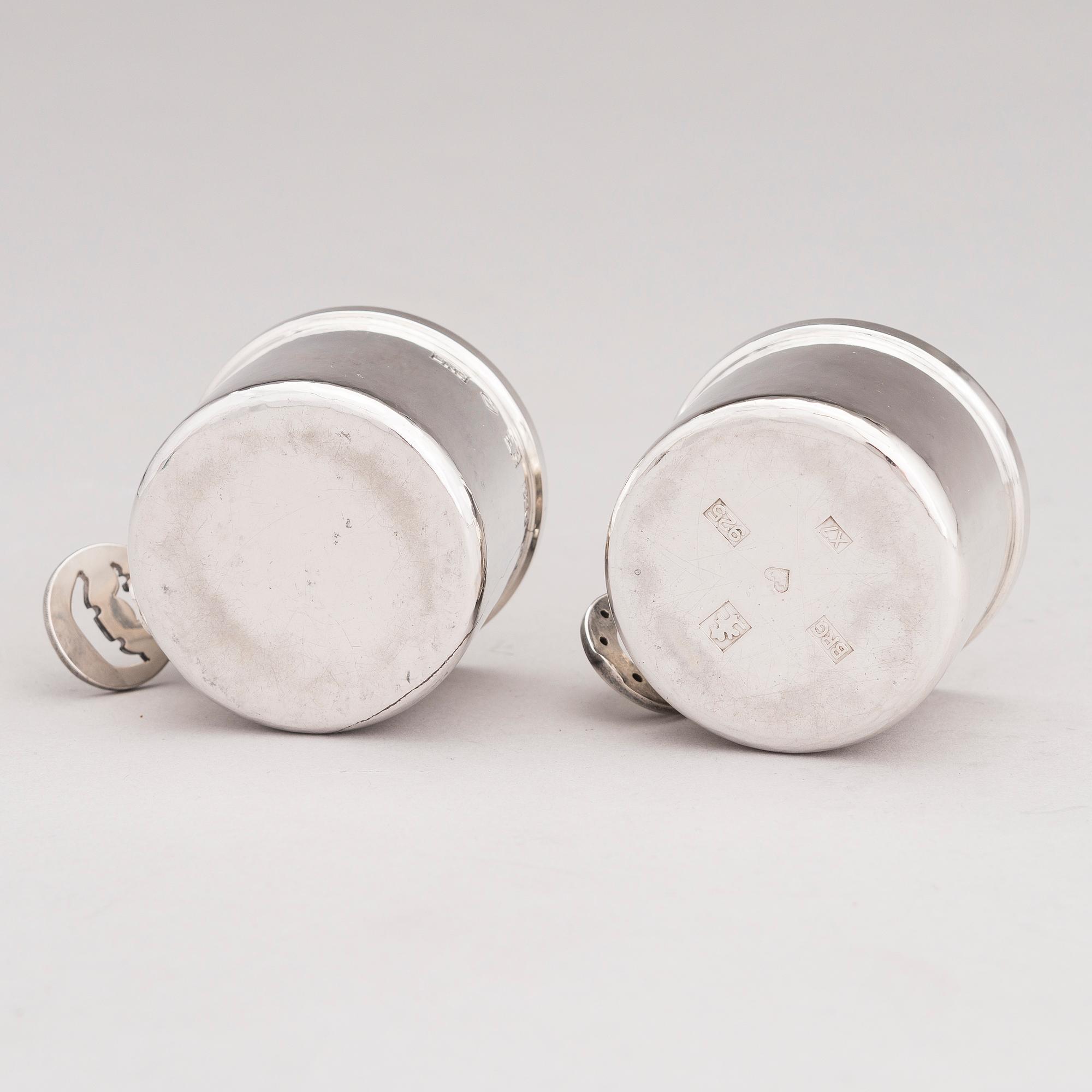 BERTEL GARDBERG, BÄGARE, 2 st, silver (925), Ekenäs, Finland 1975.