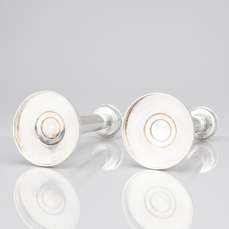 Gustaf Janson, ljusstakar, ett par, C.G Hallberg, Stockholm 1961, sterling silver.