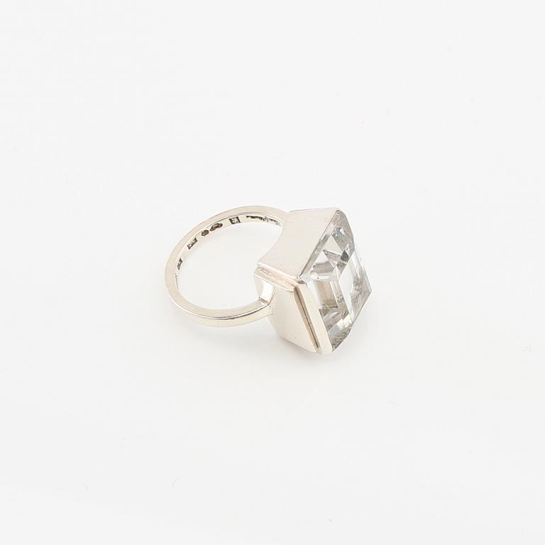 Wiwen Nilsson, ring sterling silver med trappslipad bergkristall, Lund 1947.