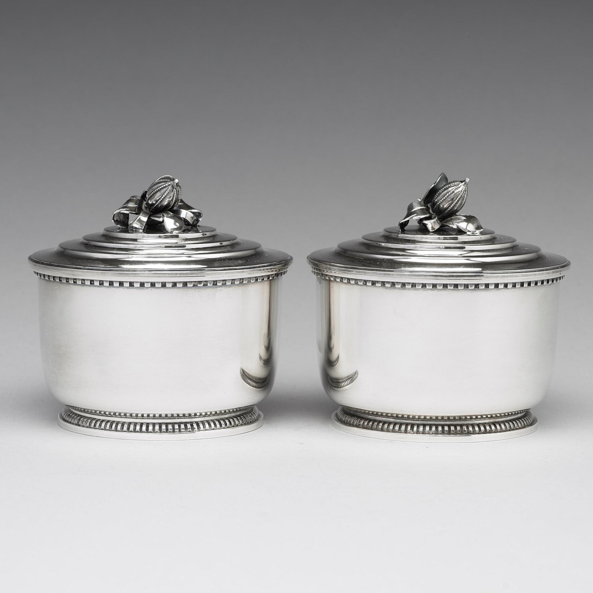 Atelier Borgila, a pair of sterling bonbonniéres, Stockholm 1945.