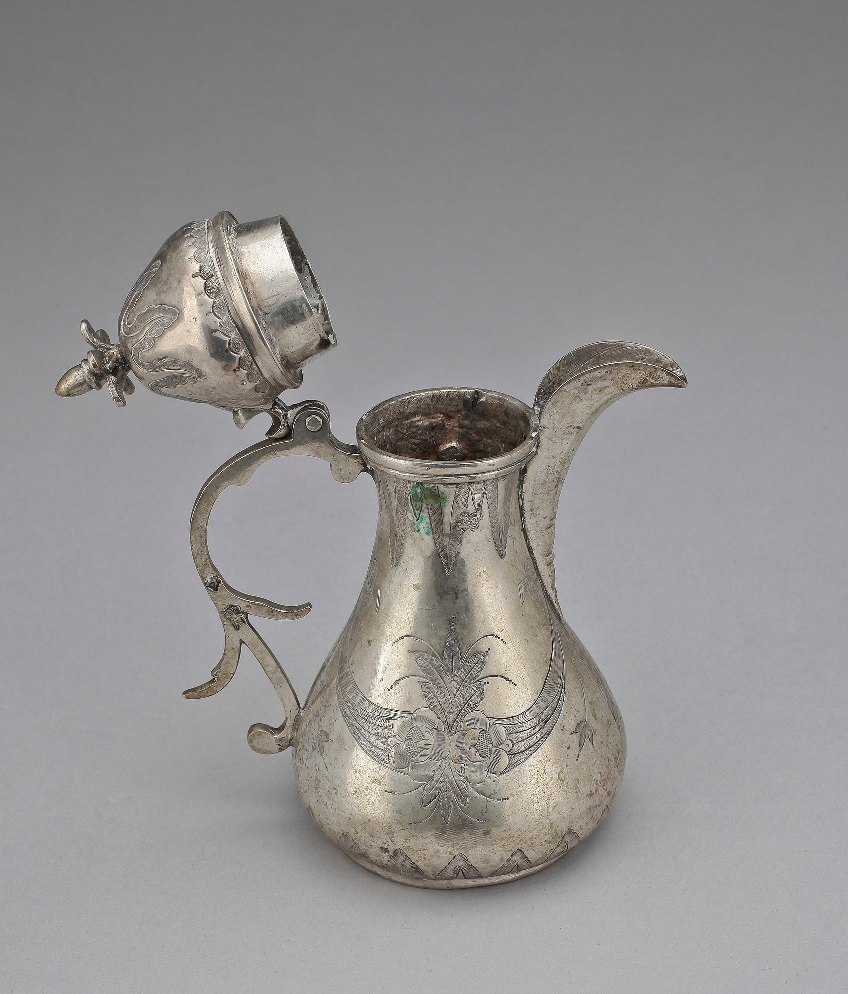 KANNA, ottomansk, silver, 1800/1900-tal. Vikt ca 274 gram.