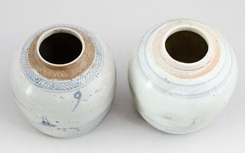 BOJANER, 2 st, Kina, sannolikt 1800-tal.