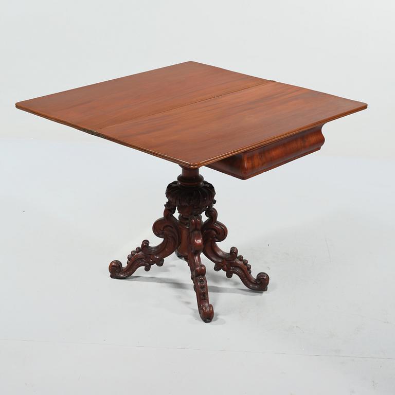 SPELBORD, nyrokoko, 1800-talets andra hälft.