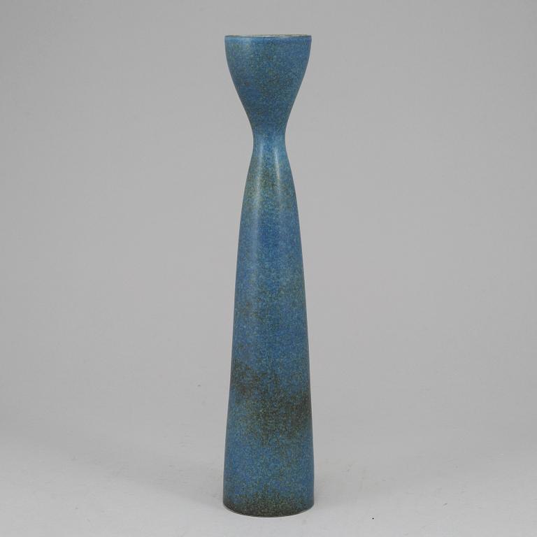 CARL-HARRY STÅLHANE, a stoneware vase, Rörstrand, Sweden, mid 20th century.