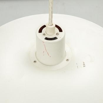 Poul Henningsen, taklampor, 2 st "PH 3/4", Louis Poulsen, Danmark.