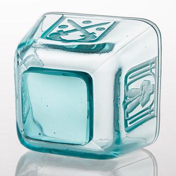 A glass bowl, "Mottimalja" 1939-1942 Riihimäki Lasi Oy.