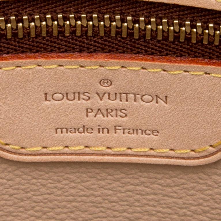 LAUKKU, "Petit Bucket", Louis Vuitton.
