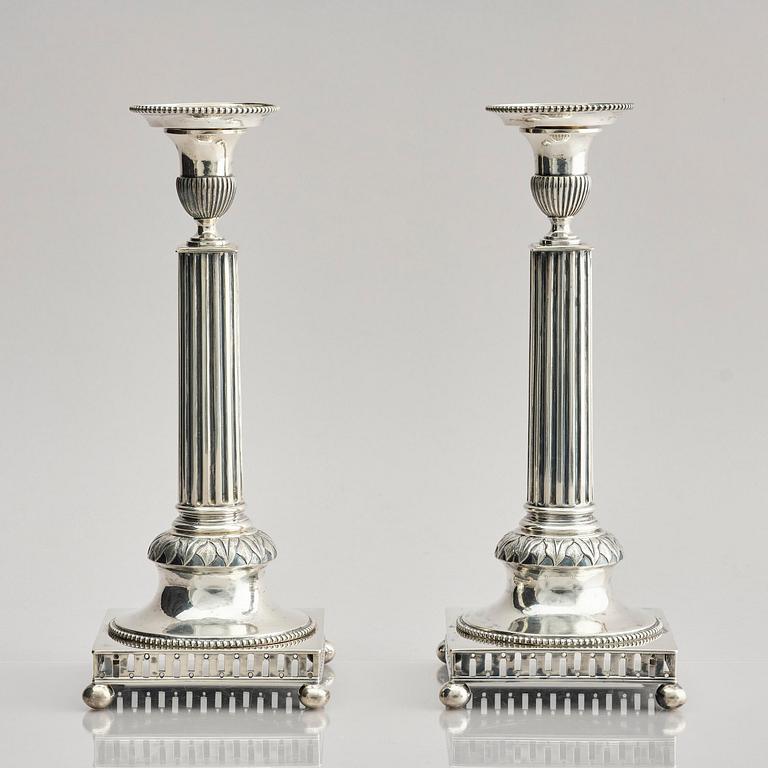 Stephan Westerstråhle, ljusstakar, ett par, silver. Stockholm 1796. Gustavianska.