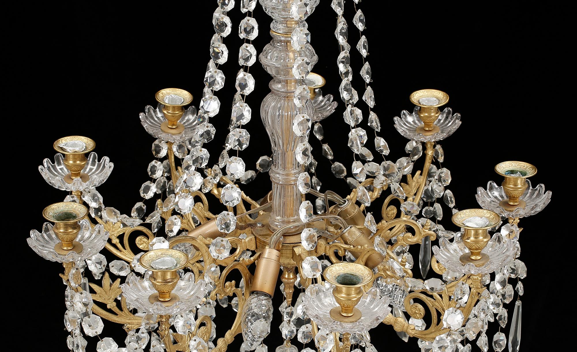 LJUSKRONA, mässing, Oscariansk, omkring sekelskiftet 1900. Höjd 105 cm.