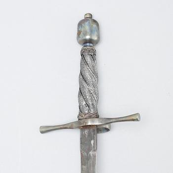 A sword and a dagger, a copy after a 17th century model .