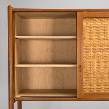 Hans J. Wegner, kaappi, "RY-20" Ry Möbler, Tanska, 1960-luku.