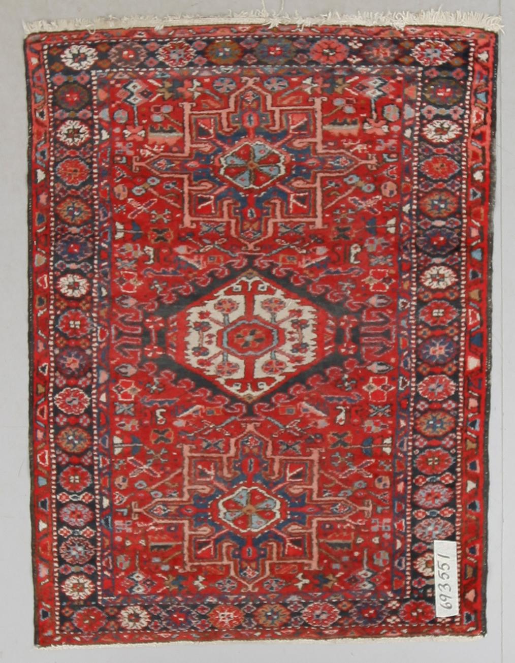 MATTA, orientalisk. Ca 104 x 138 cm.