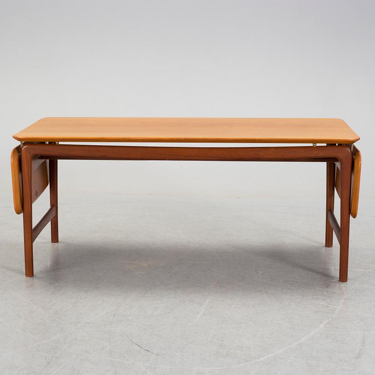 A table by Peter Hvidt & Orla Mölgaard Nielsen, France & Daverkosen.