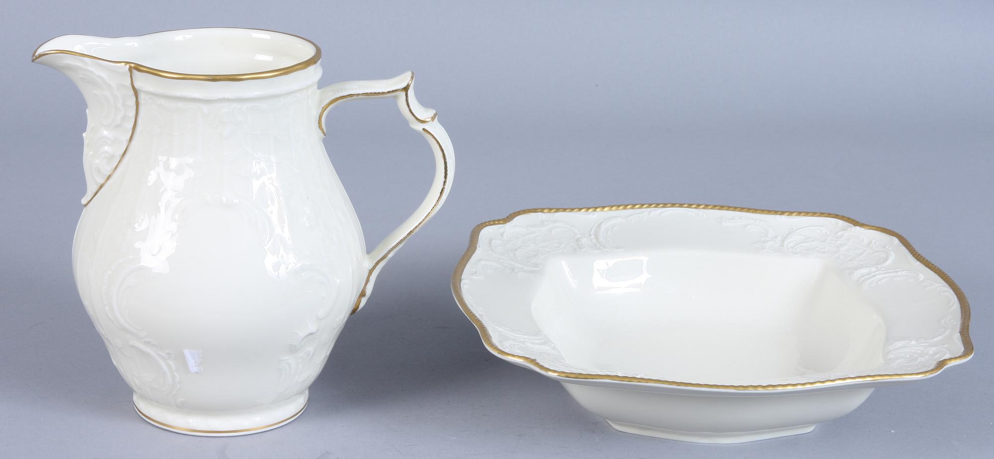 MATSERVIS, 55 delar, porslin, "Sanssouci", Rosenthal.