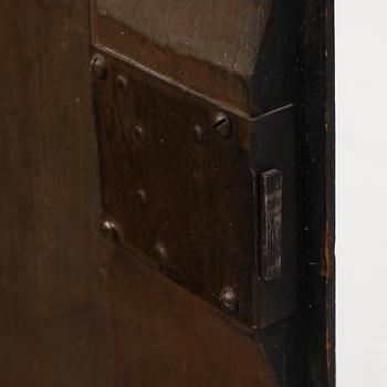 HÄNGHÖRNSKÅP, allmoge, 1800-talets första hälft.