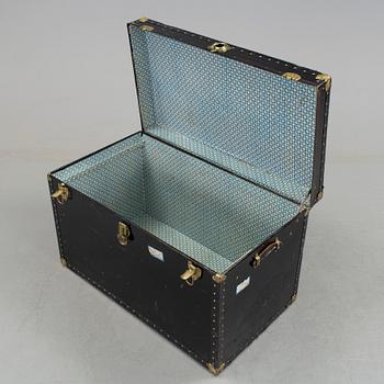 KOFFERT, omkring 1900.