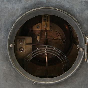 Table garniture 3 dlr early 20th century.